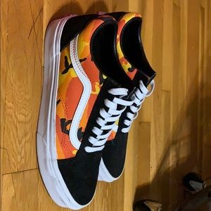 Vans old skool women’s 7.5